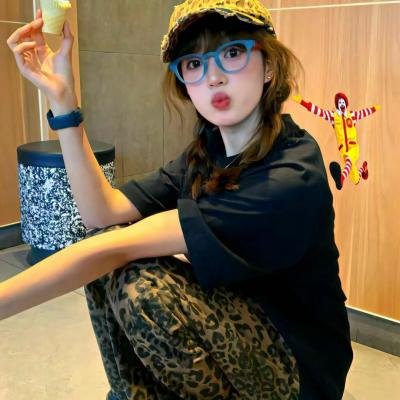 同学麦娜丝